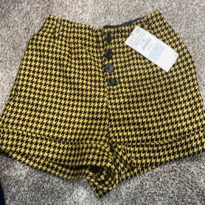 Zara women’s shorts